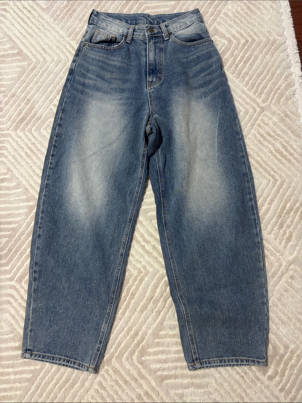 Barrel High-Rise Women's Jeans in Faded Blue